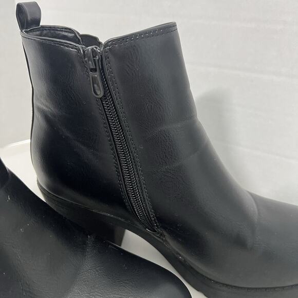 Moda Chics Black Booties Size 8 Chunky Heel Lug Sole Biker Fleece Lined - Picture 4 of 13